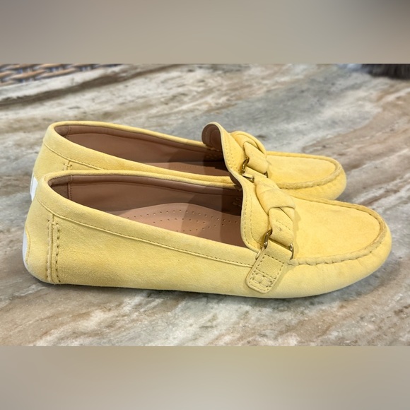 Women’s COLE HAAN Emmie knot drivers loafer flats- butter yellow. Size 8 - Picture 5 of 8